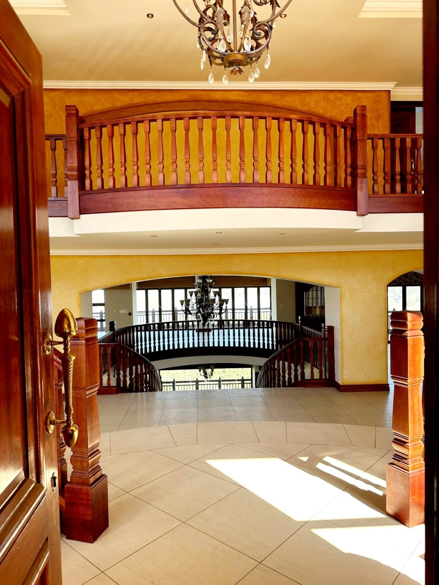 5 Bedroom Property for Sale in Ifafi North West